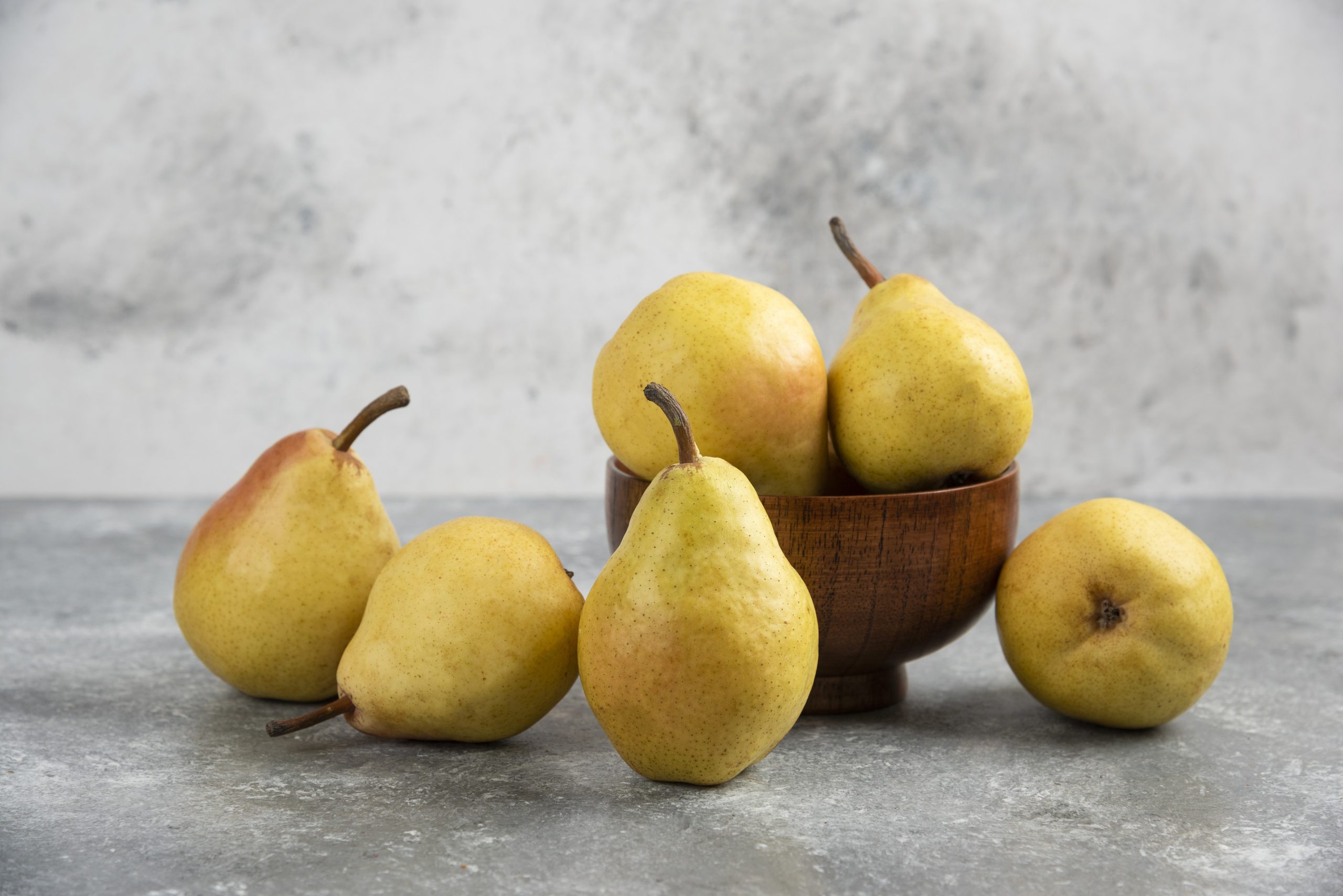 Pera: confira os benefícios dessa fruta e motivos para incluir na dieta