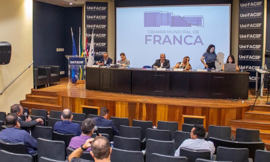 Projeto de lei que institui campanha ‘Fevereiro Laranja’ é aprovado na Câmara