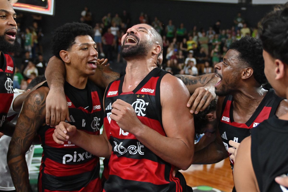 Sesi Franca, se eliminar o Minas Tênis, pegará novamente o Flamengo na final do NBB