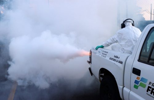 “Fumacê” contra dengue  atende a 4 bairros da Região Sul de Franca nesta quarta, 8 - Jornal da Franca