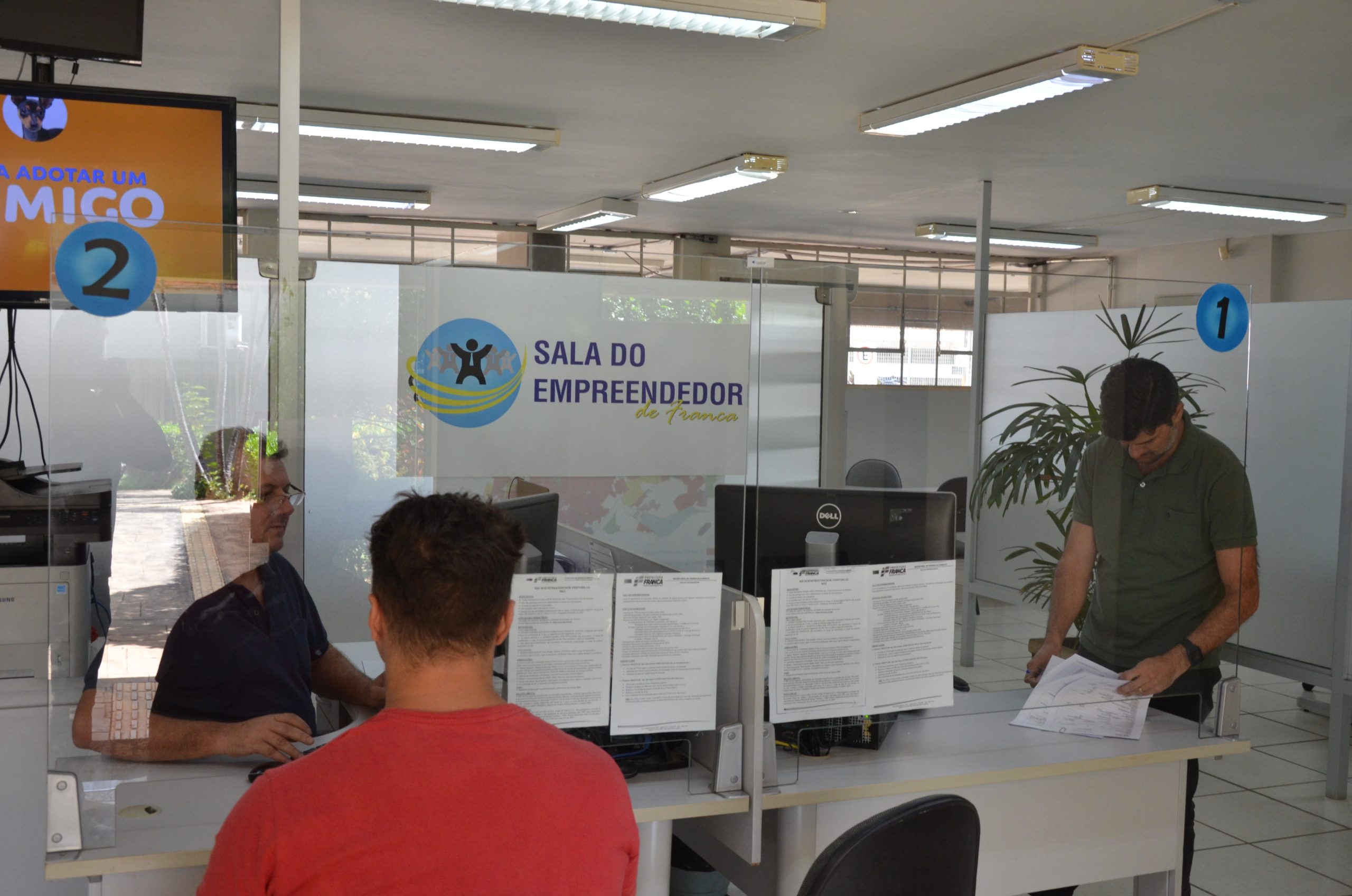 Jornal da Franca – Sala do Empreendedor stimule les entreprises locales avec 839 nominations en avril