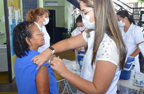 Terminal Ayrton Senna se transforma em ponto de vacinação contra gripe em Franca - Jornal da Franca
