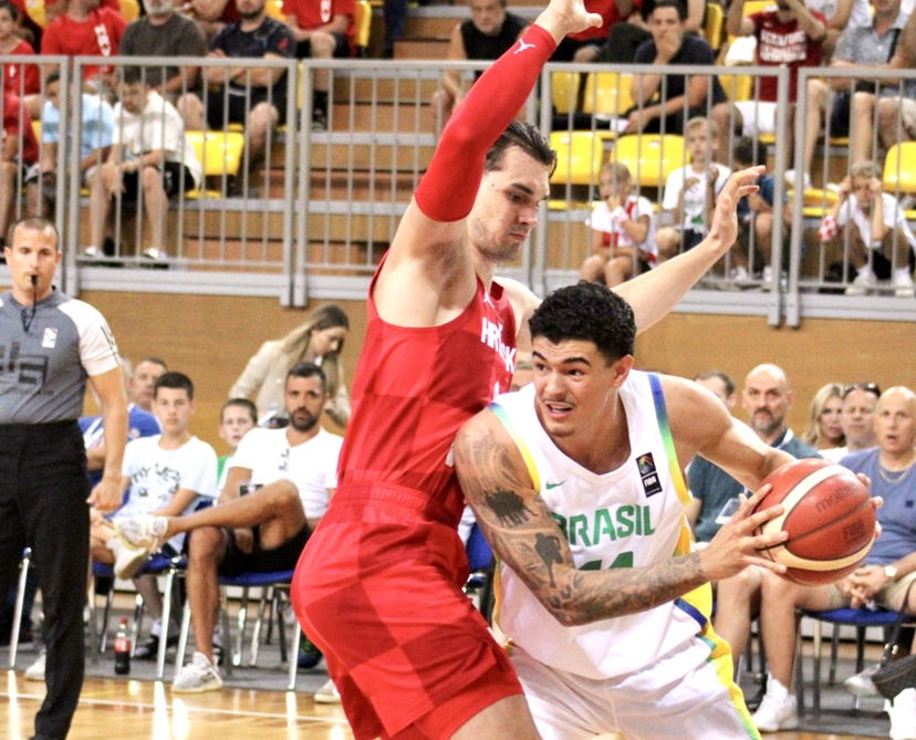 Seleção Brasileira de Basquete perde para a Croácia em amistoso disputado na Europa