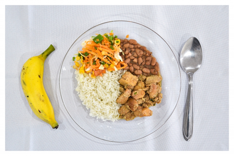 Cozinha Piloto prepara 3 mil refeições por dia para alunos em Patrocínio Paulista