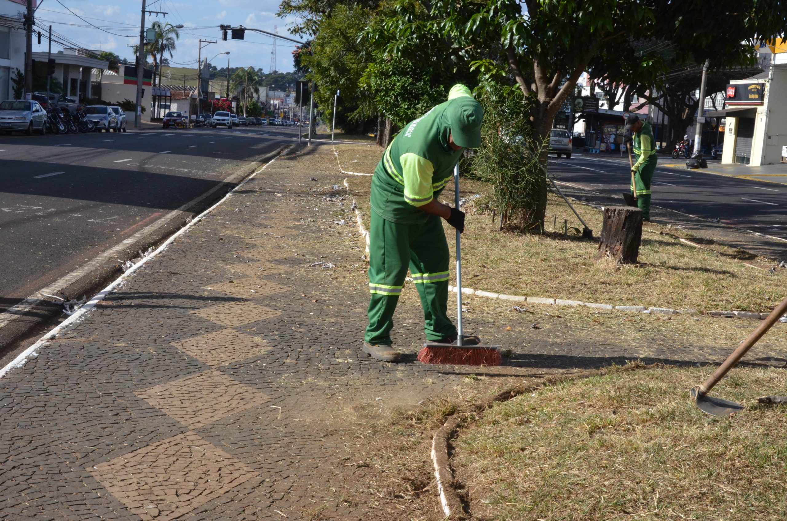 Meio Ambiente de Franca promove ações de limpeza e conservação em toda a cidade