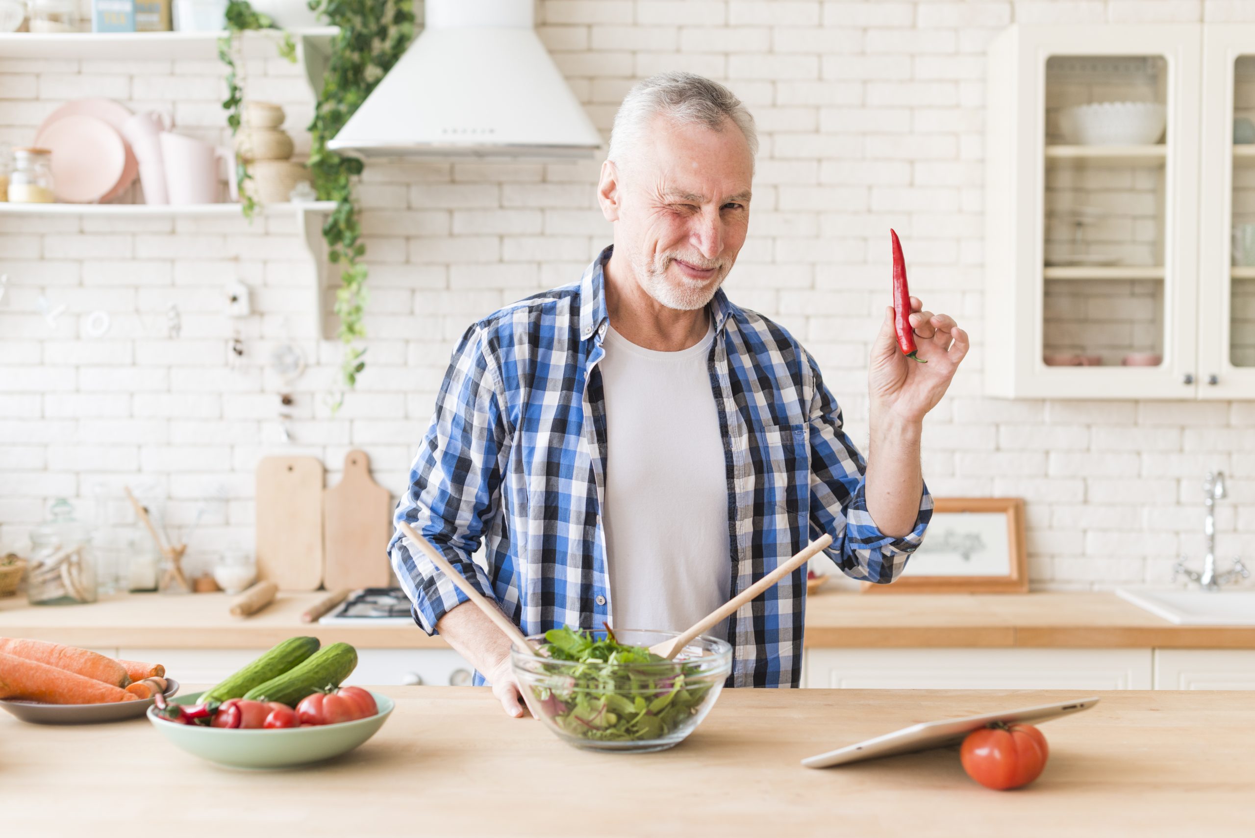 Quer envelhecer bem? Fique atento ao que você come aos 40 anos!
