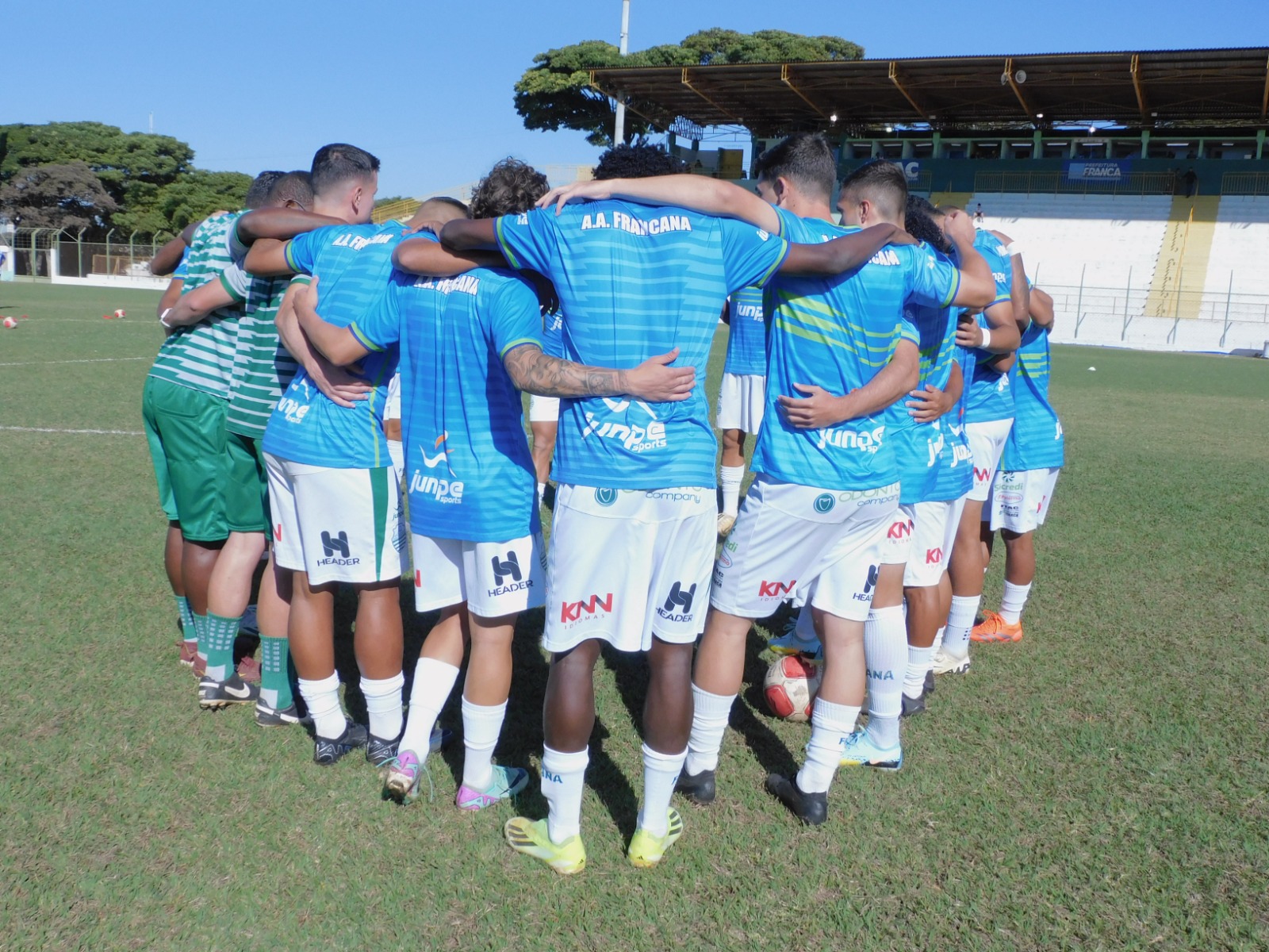 João Pedro está liberado pelo departamento médico e vai entrar em campo no domingo