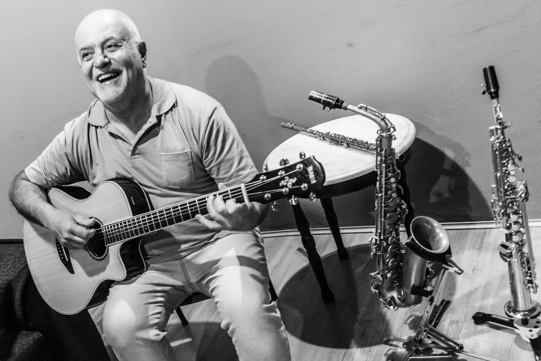 Músico francano Erlindo Morato lança documentário com bate-papo e música ao vivo