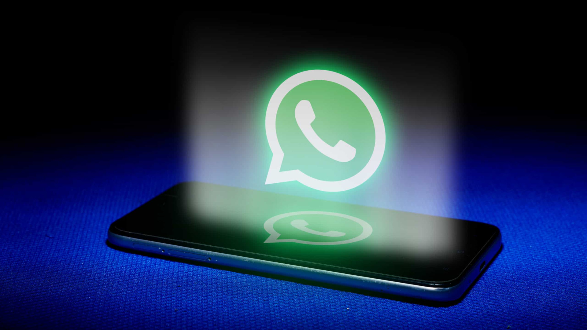 WhatsApp pode ganhar ‘voz’ por IA para conversar diretamente com os usuários
