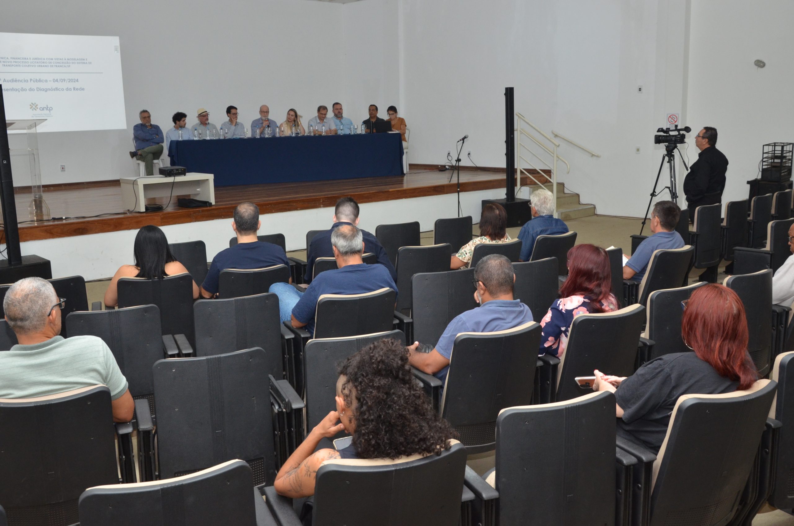 Audiência pública ouve população sobre o futuro do transporte coletivo em Franca