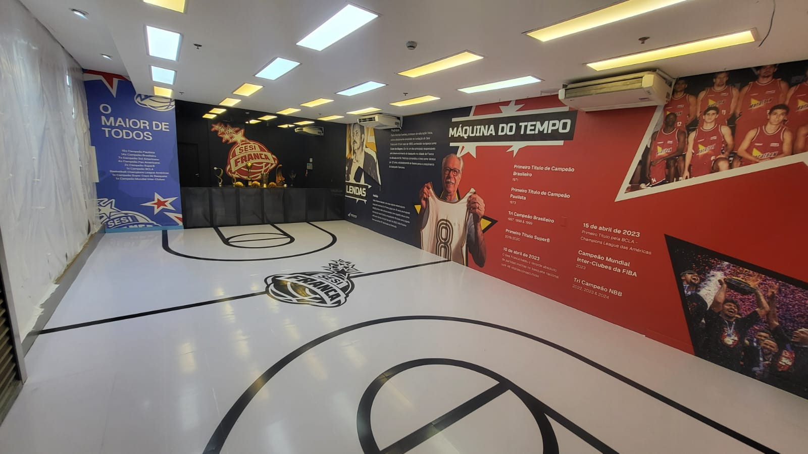 Sesi Franca Basquete inaugura exposição aos torcedores no Franca Shopping