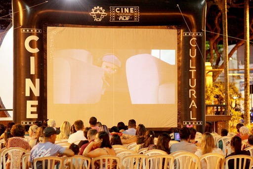 Programação da ACIF para o Dia das Crianças: Cine no Centro e área kids na Estação