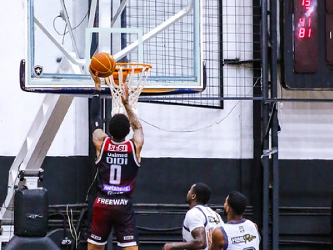 Sesi Franca Basquete terá páreo duro nesta manhã contra o líder Minas Tênis pelo NBB