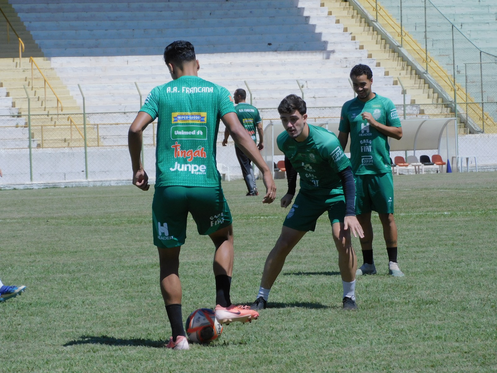Francana entra em campo hoje por vitória fundamental contra o Desportivo Brasil