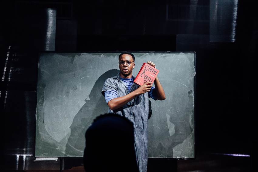 Mês de abril começa com shows musicais e peças de teatro no Sesc Franca
