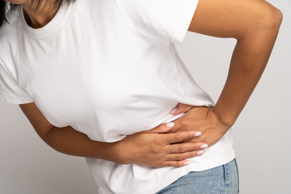 Pedra nos rins: hidratação é fundamental para evitar a terrível cólica renal