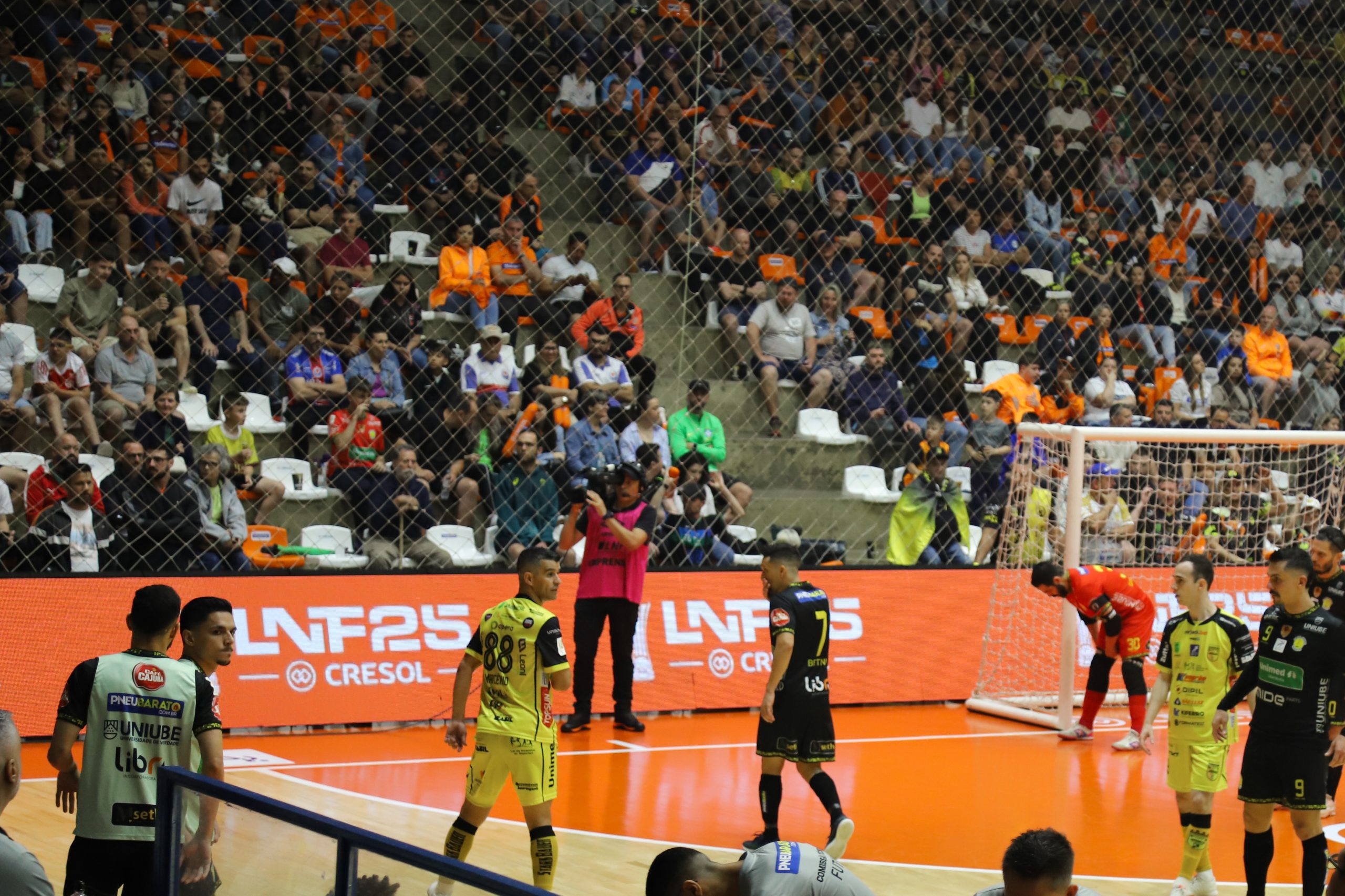 Liga Nacional de Futsal Cresol 2025 reforça parceria entre esporte e cooperativismo