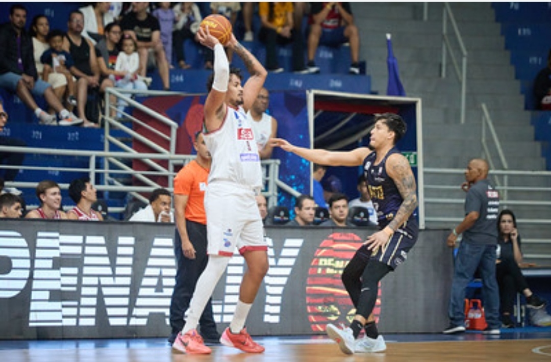 Sesi Franca busca hoje, no Pedrocão, fechar playoff contra o Pato Basquete pelo NBB