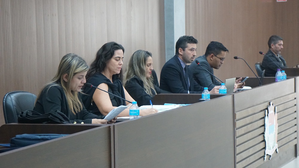 Vereadores definem comissões permanentes; veja quem são os vereadores eleitos!