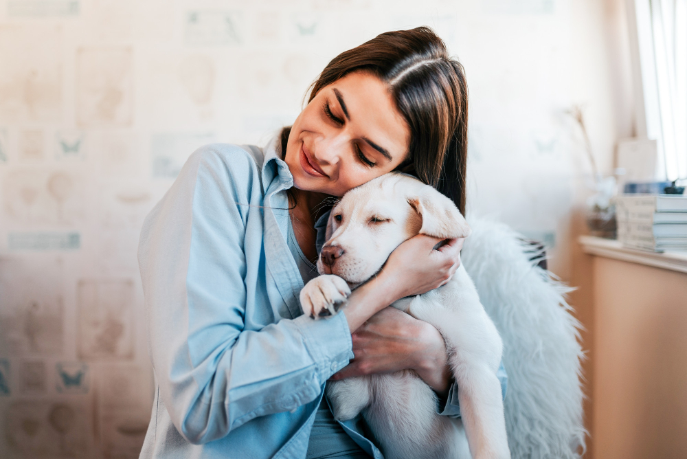 O que significa tratar o animal de estimação como criança, segundo uma psicóloga