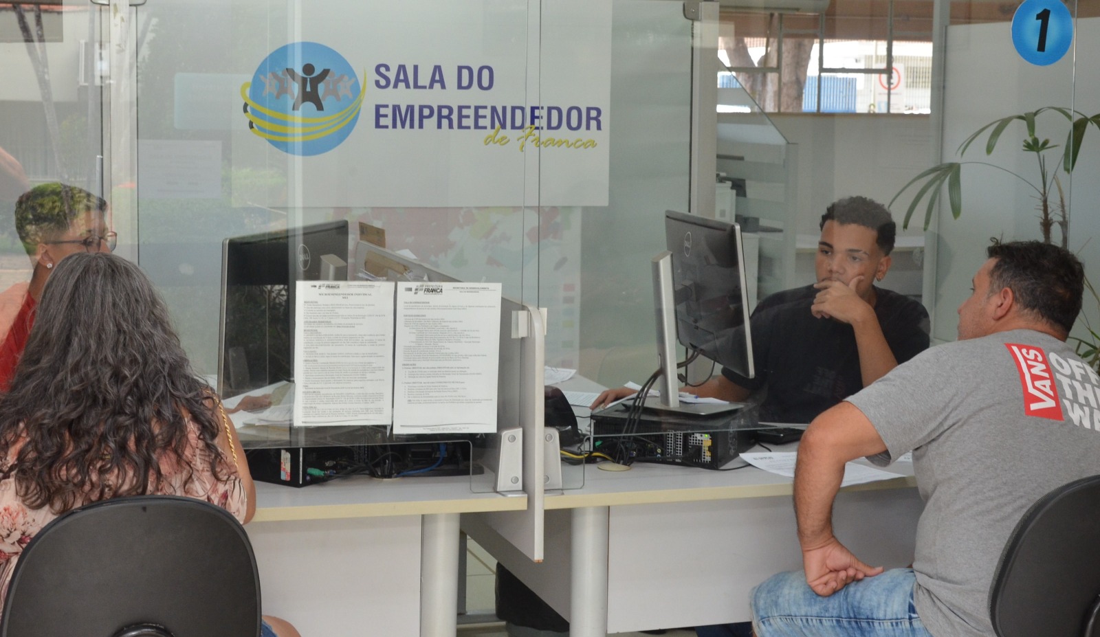 Profissionais autônomos têm acesso facilitado a serviços na Prefeitura de Franca