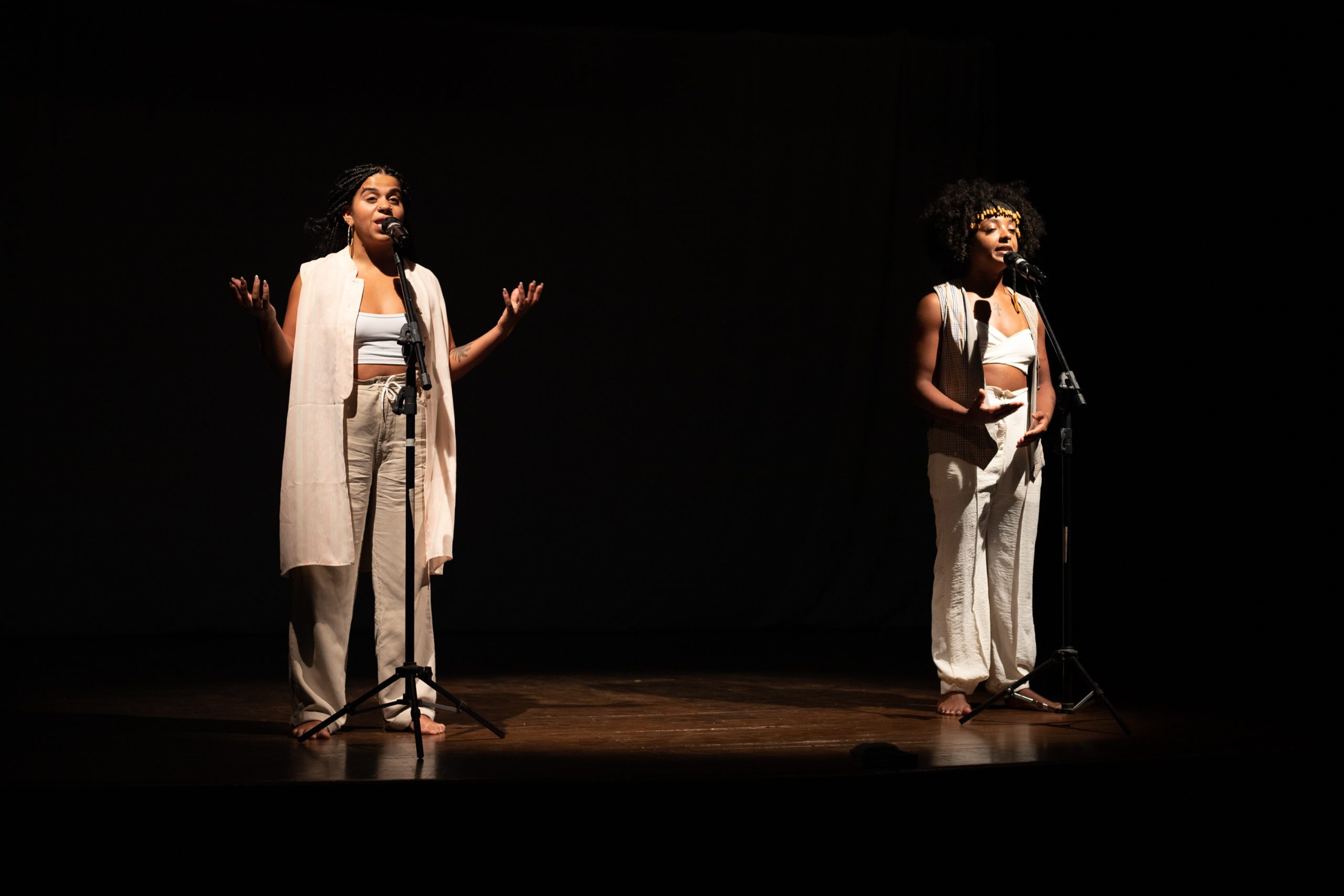 Peça “Sóis – Poesias do Meu Corpo” estreia no Sesi Franca com entrada gratuita.