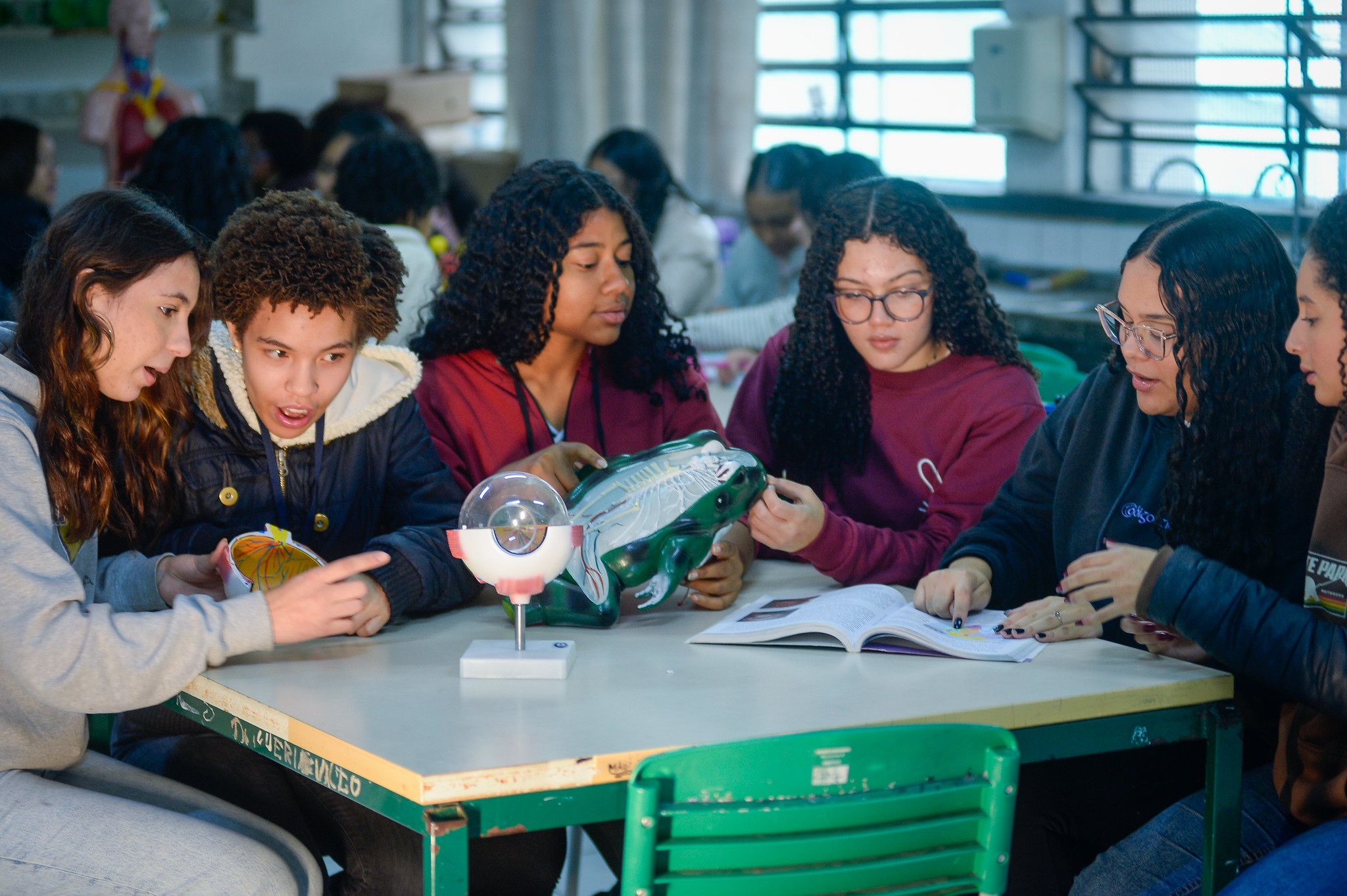 1.600 alunos de Franca e região participam das provas da Olimpíada de Ciências