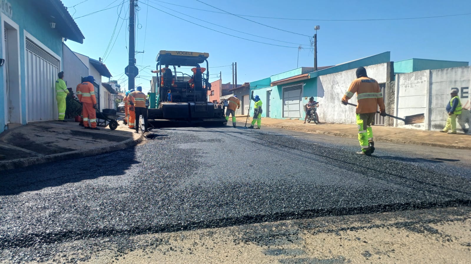 Jardim Paraty recebe recapeamento pelo programa ‘Asfalto Novo’
