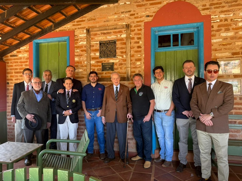 Bisneto da Princesa Isabel visita Fazenda Barra Grande e reforça laços com a região
