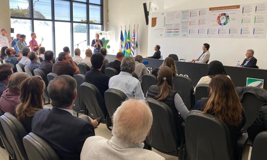 Zema e Bassi aquecem cenário político e econômico com encontro empresarial em Franca