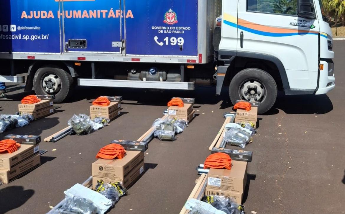 Defesa Civil do Estado manda para a de Franca um kit de combate a incêndios