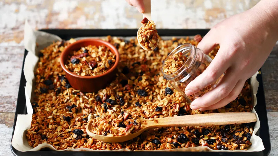 Granola caseira: aprenda a fazer a sua de um jeito fácil e rápido!