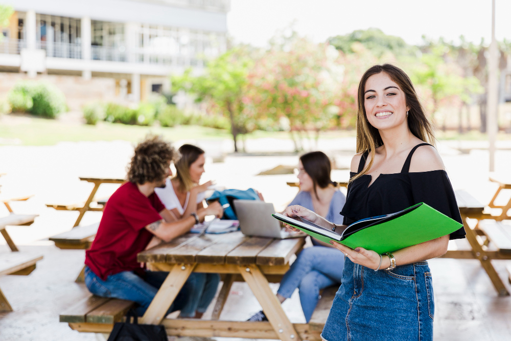 Seus filhos vão estudar em outra cidade? Veja dicas que facilitam a vida dos pais