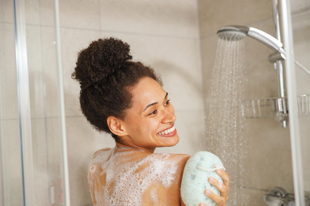 Qual o tempo ideal do banho para gastar menos água sem perder o conforto