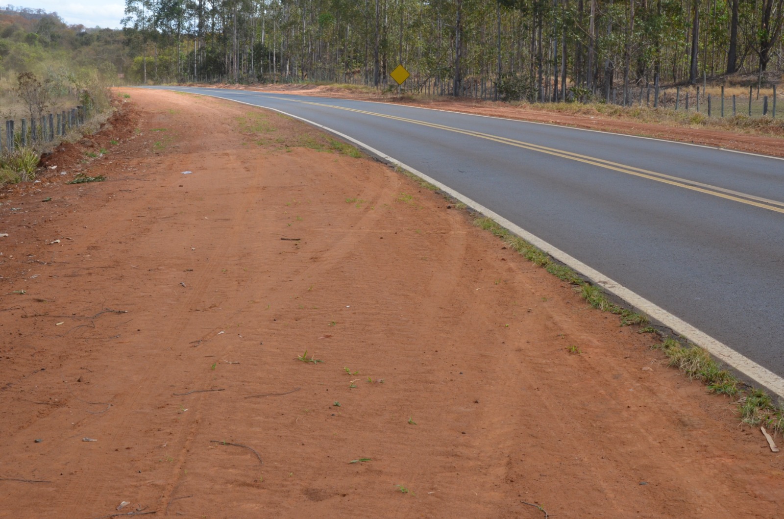 Prefeitura conclui ampliação de acostamentos na rodovia Franca–Claraval