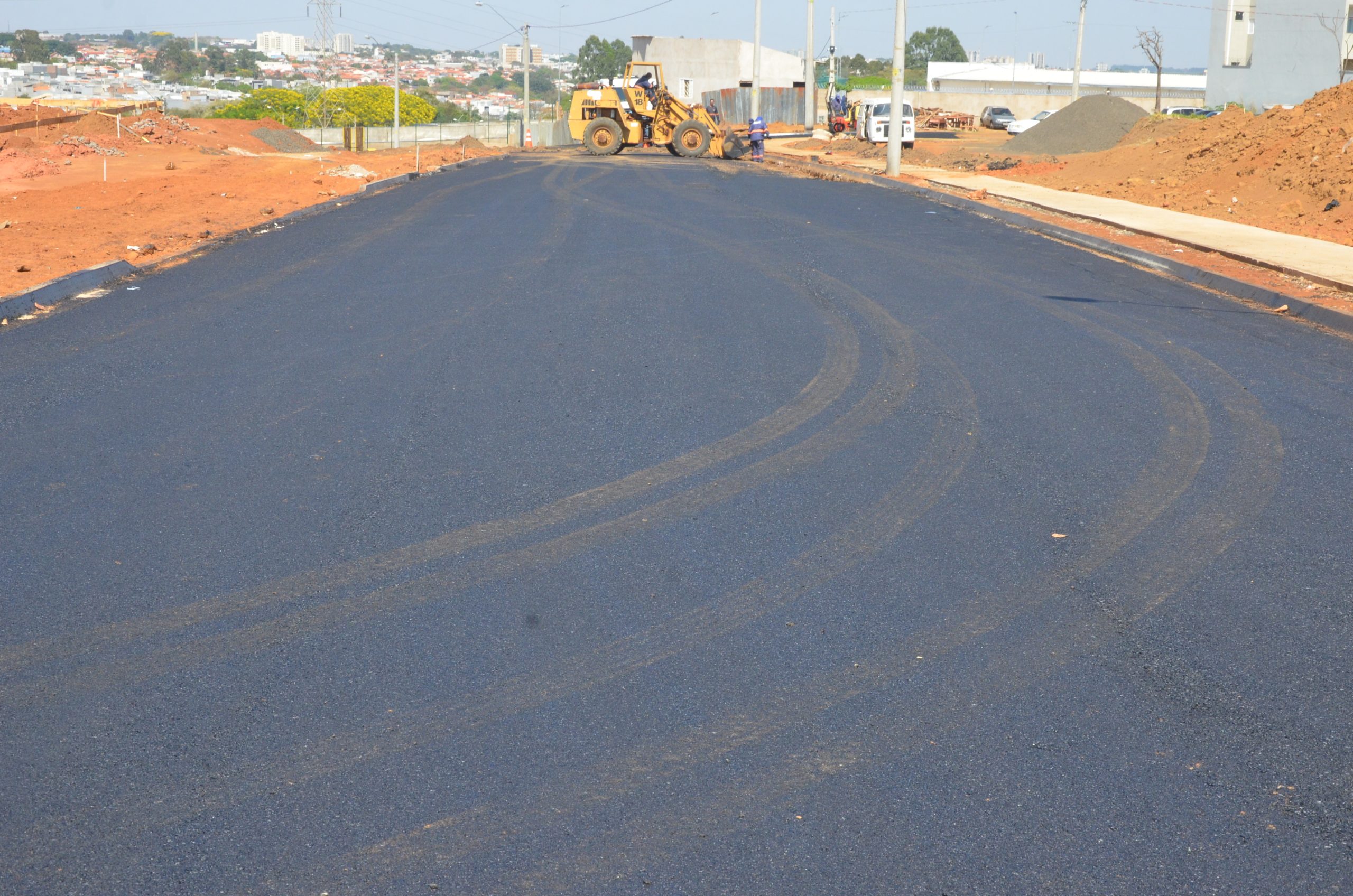 Prefeitura de Franca finaliza asfaltamento da rua de acesso ao novo NGA