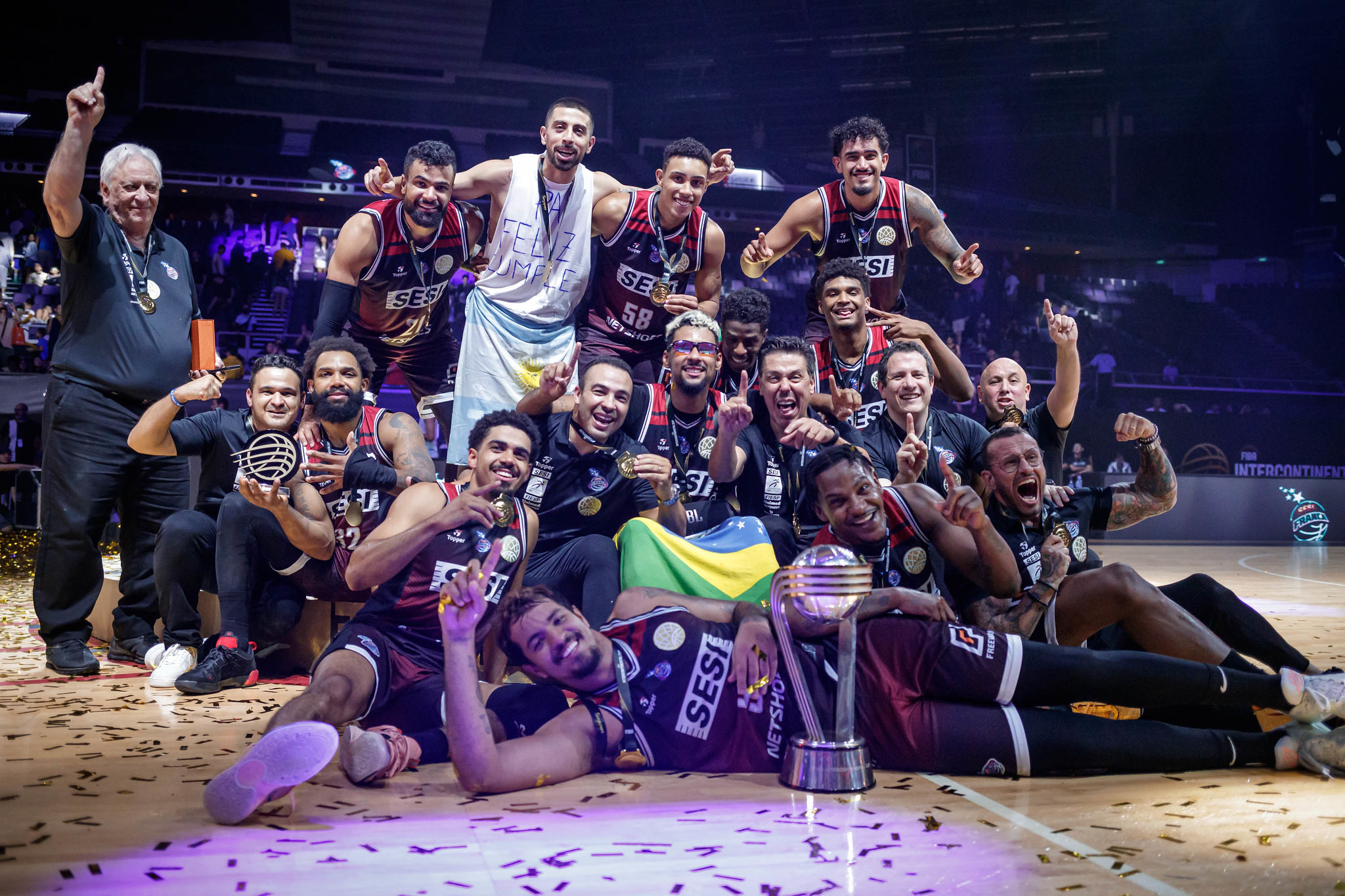 Sesi Franca celebra dois anos do título mundial, maior feito da Capital do Basquete