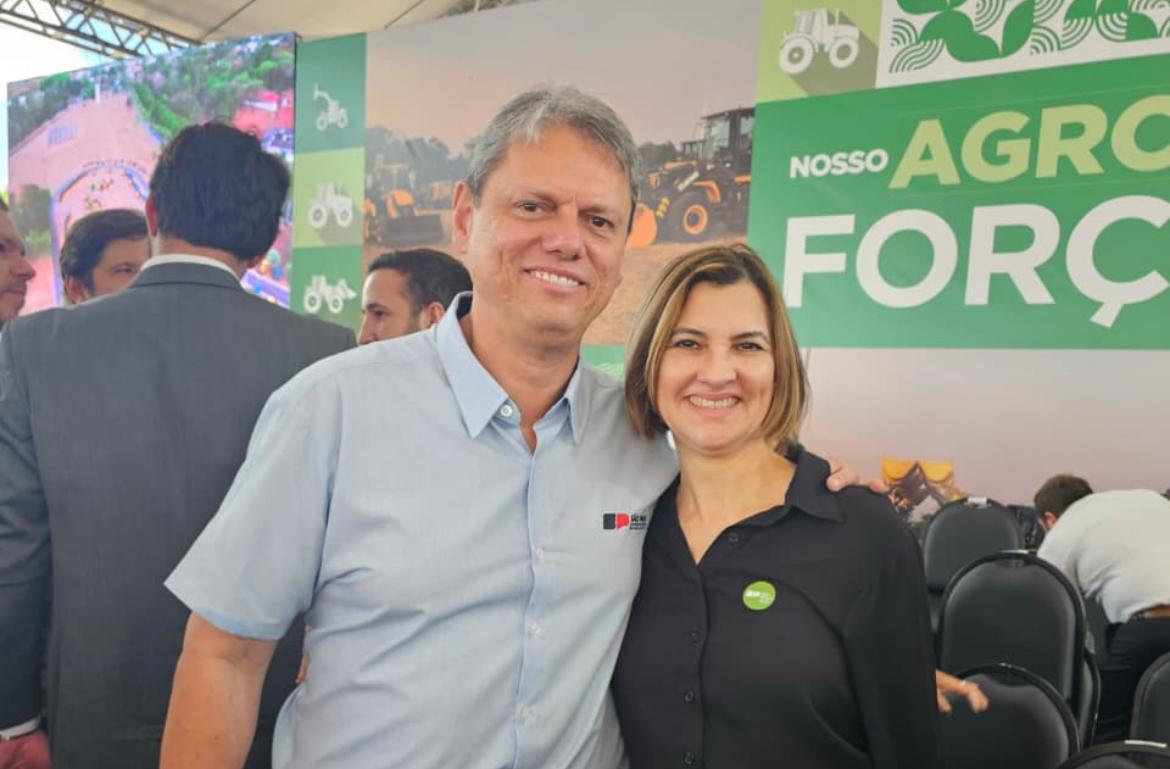 Máquinas agrícolas vão reforçar serviços das prefeituras na região de Franca