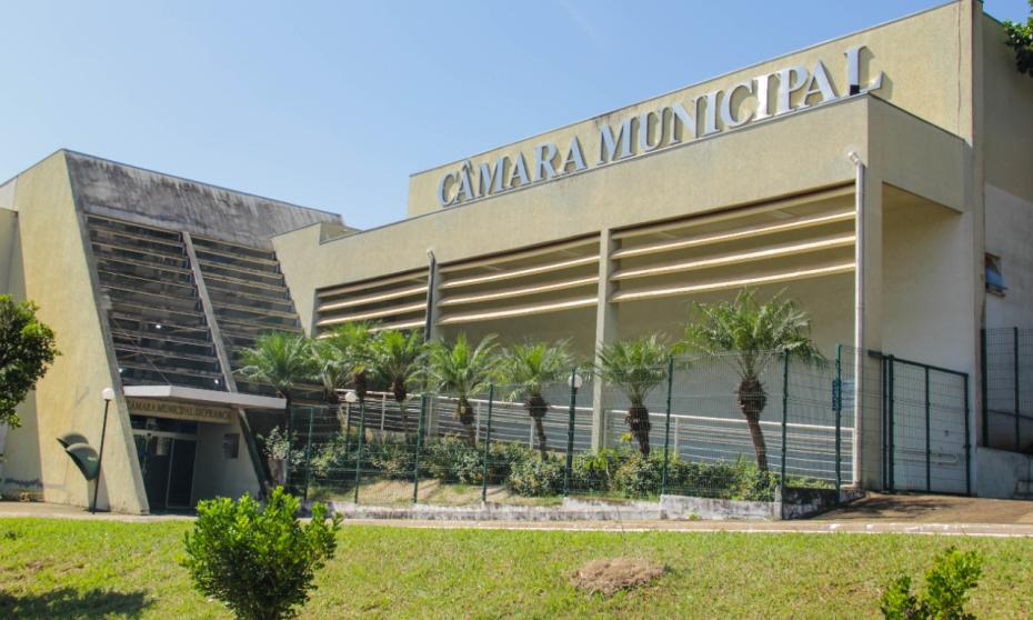 Câmara de Franca abre concurso para Analista de Controle Interno: salário de R$6 mil