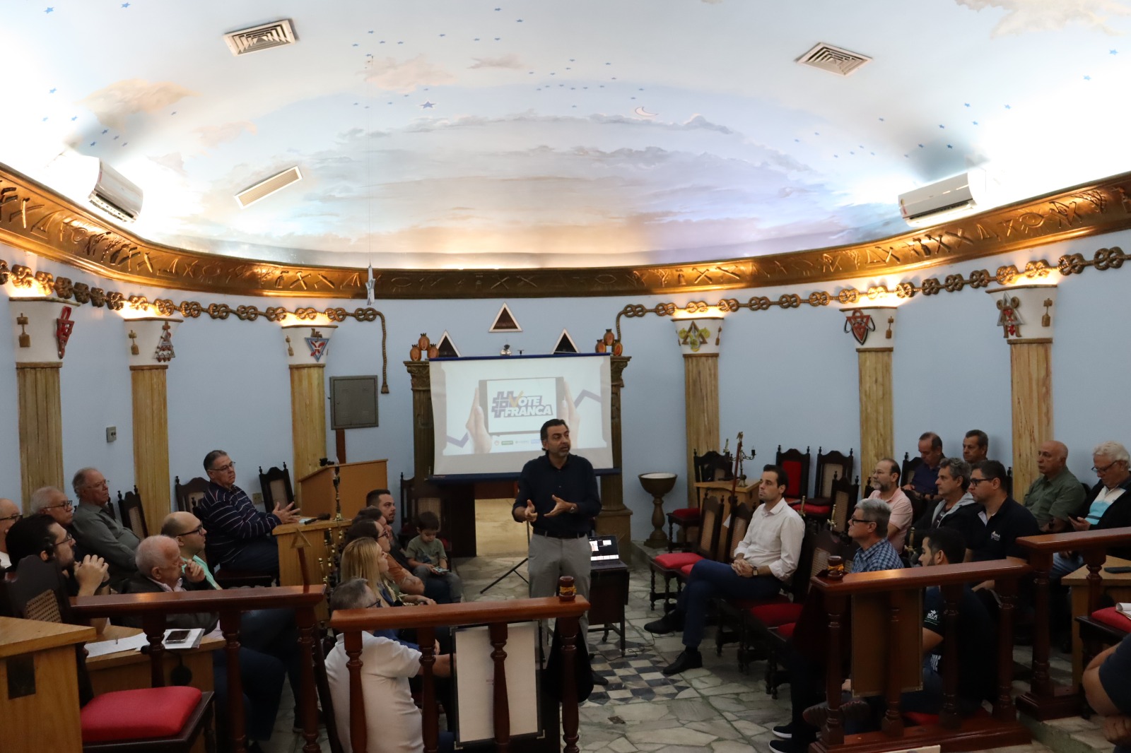 ACIF apresenta projeto “Franca Tem Voz” ao Grupo Regional de Mestres Instalados