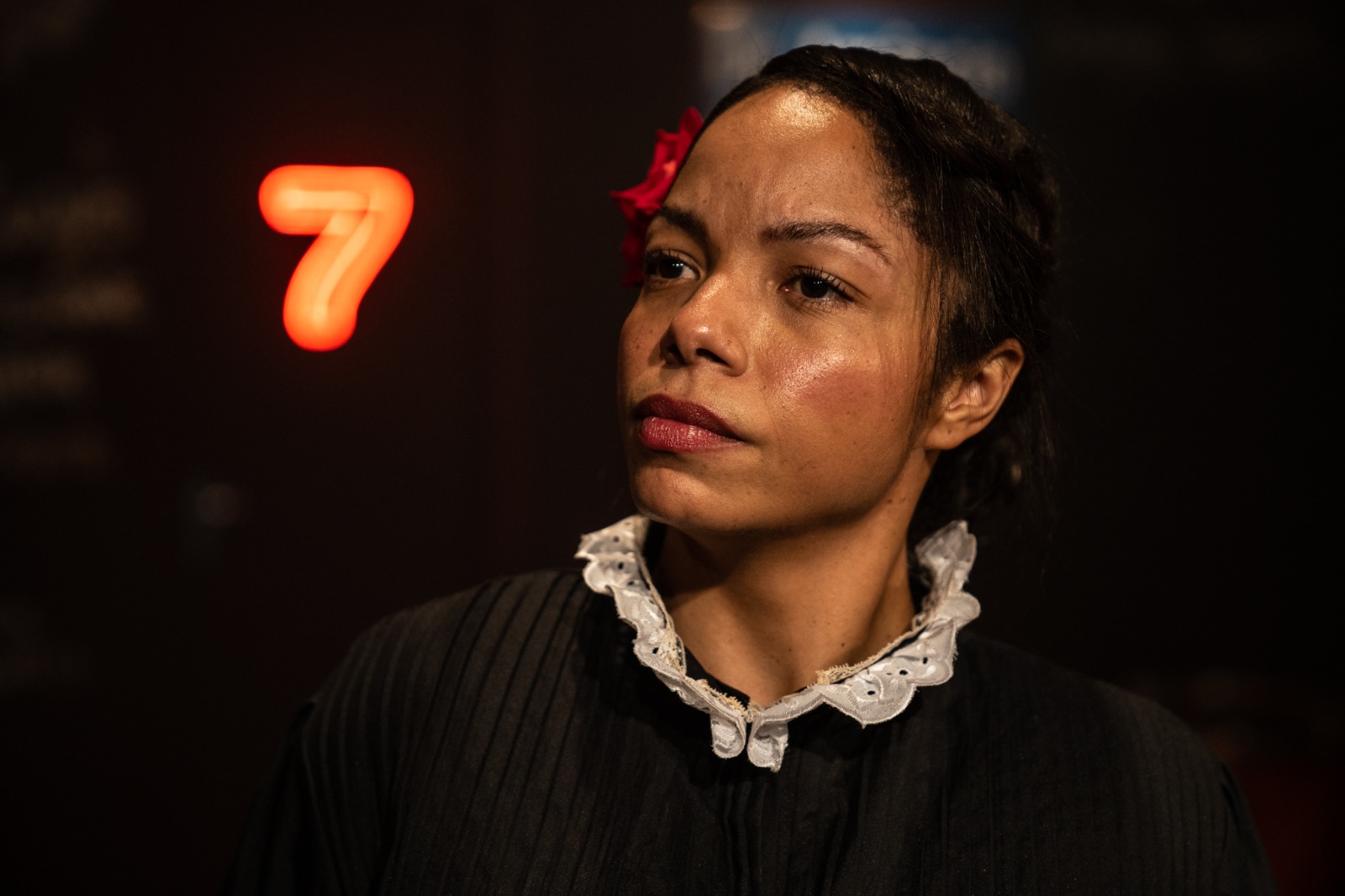 Atriz francana protagoniza “Jacinta”, um espetáculo de teatro no Espaço Nulo