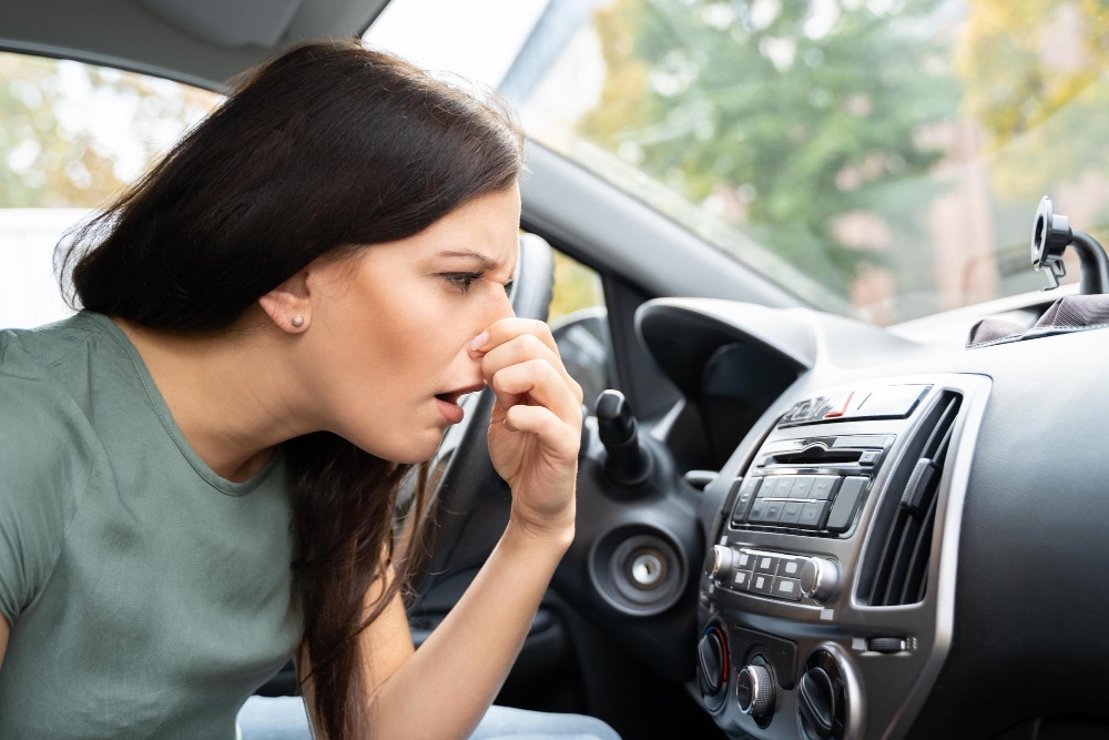 Enjoo no carro? Saiba como controlar a doença que causa mal-estar durante viagens