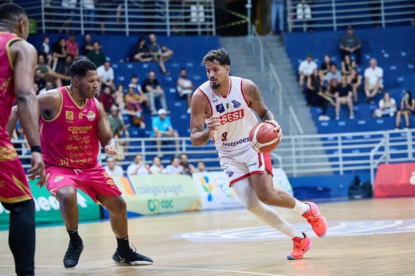 Caxias do Sul surpreende e vence um desfalcado Sesi Franca no Pedrocão pelo NBB