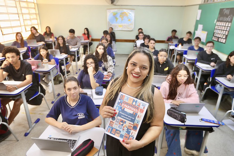 Professora da escola “Angelo Scarabucci”, de Franca, vence Prêmio “Educador Nota 10”