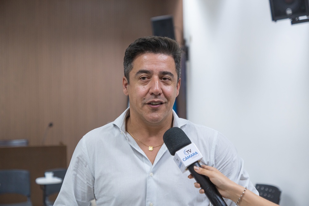 Conselho de Ética pune presidente Fransérgio por uso indevido de carro oficial