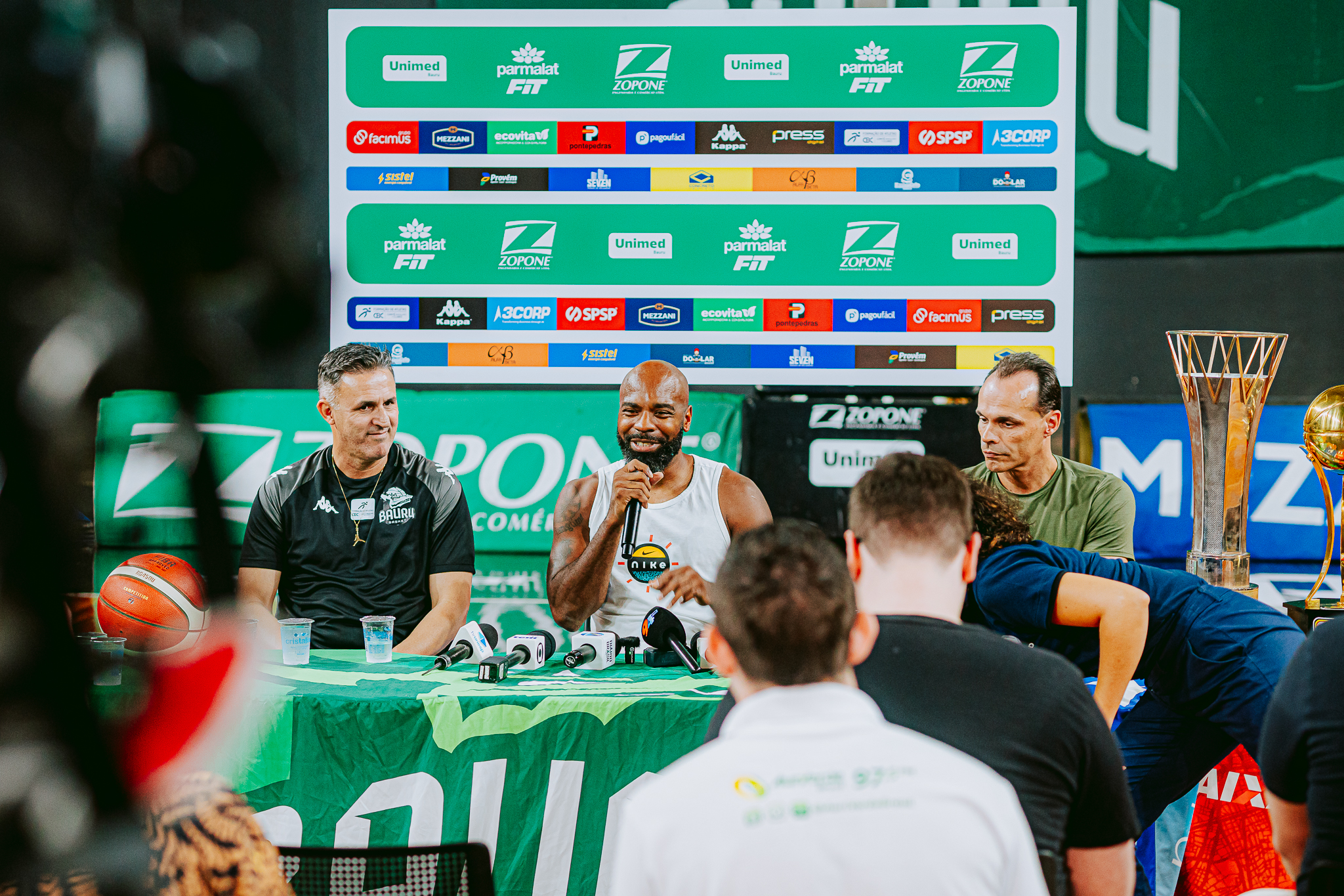 Grande rival de Franca, armador Larry Taylor se aposenta do basquete, aos 45 anos