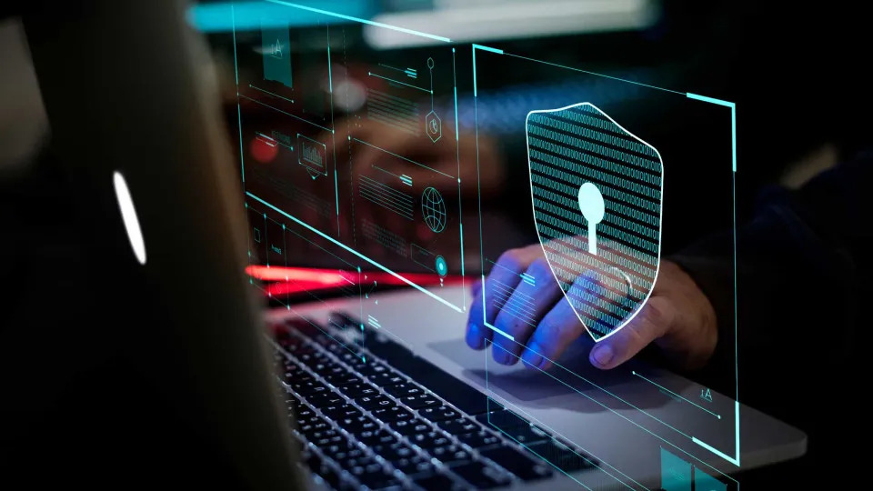 Estudo encontra 16,4 milhões de novos logins vazados na internet