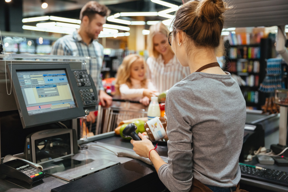 Por que os supermercados não estão conseguindo mão de obra para trabalhar?