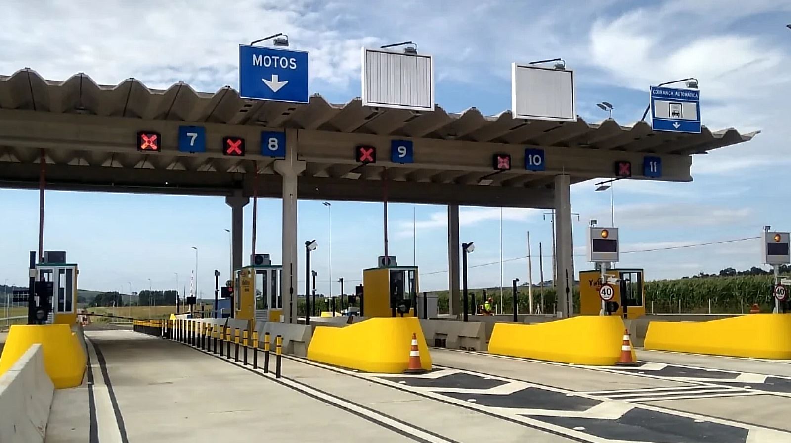 Mais de 170 mil veículos devem passar pelos pedágios da Portinari durante o feriadão