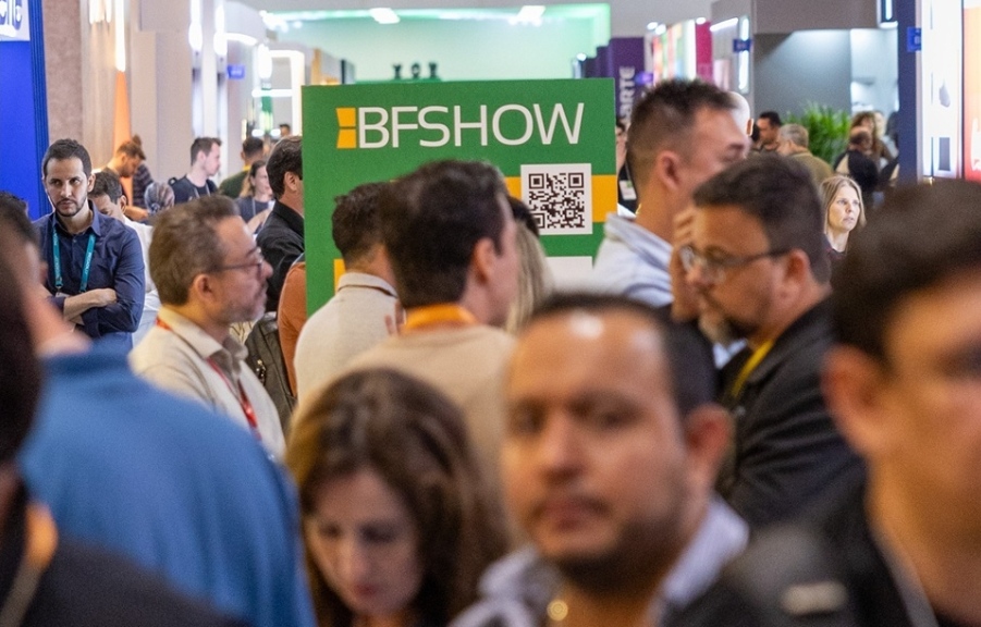 Feira de calçados BFSHOW começa em São Paulo com ótima visitação nos estandes